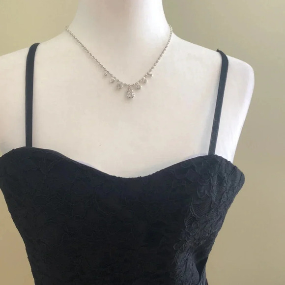 Black formal gown new - Picture 8 of 9